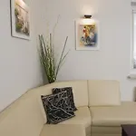Nad Jeziorkiem 아파트 *