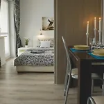 Nad Jeziorkiem 아파트 바르샤바
