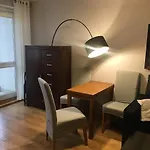 Nad Jeziorkiem 아파트 바르샤바