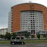 Nad Jeziorkiem 아파트 *