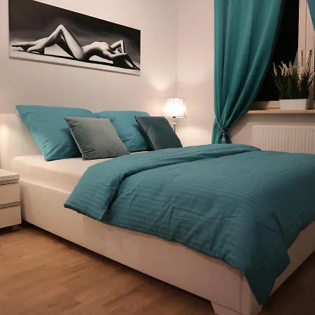 Nad Jeziorkiem Apartment Warsaw