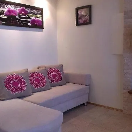 Nad Jeziorkiem * Varsó